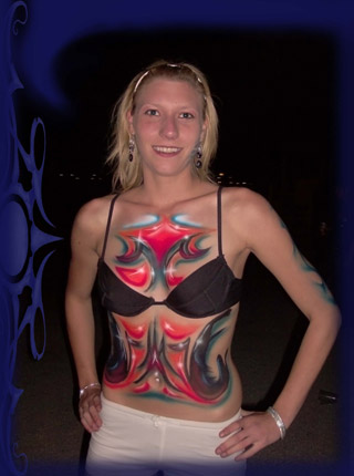 Bodypainting Stra&szlig;enfest der Streetworker Gmunden 2009